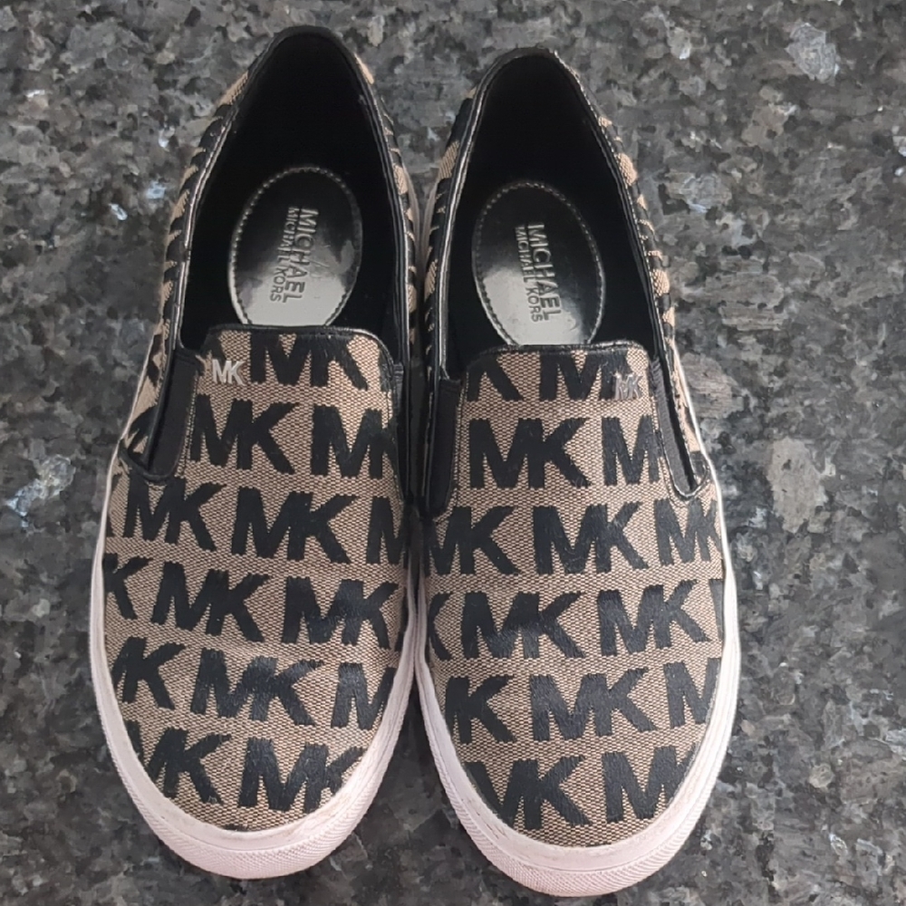 Michael Kors Black and Tan Slip-On Sneakers